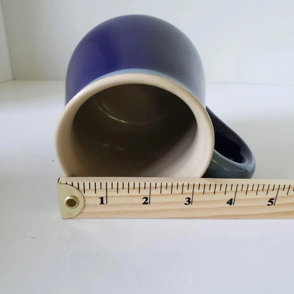 Large Pottery Style Fat Bottom Mug,Blue/Tan,Talk Hockey  to Me. - Picture 7 of 8